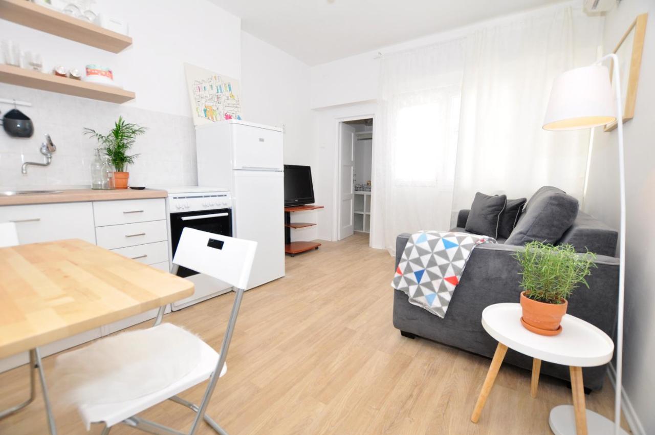 Room & Studio In The Centre Сплит Екстериор снимка